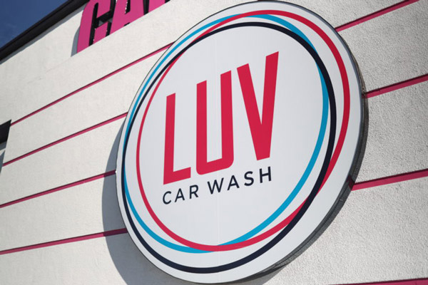 LUV Car Wash Prices List 2024: Cost & Reviews